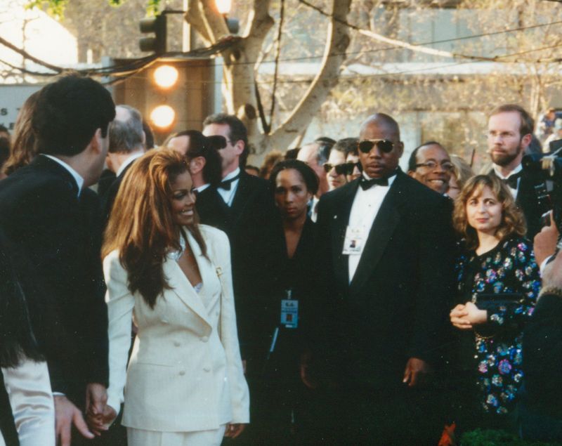 Photo Flashback: Looking Back at the 1994 Oscars — photo 27 of 39
