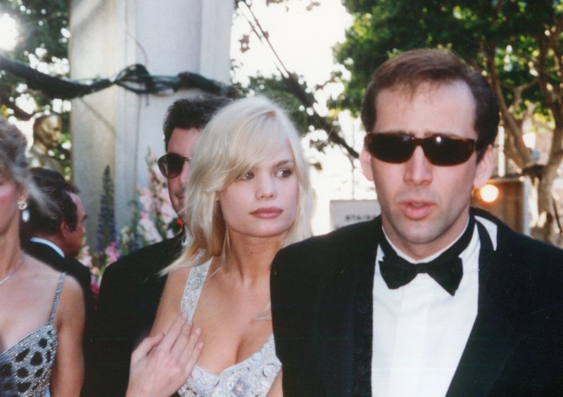 Photo Flashback: Looking Back at the 1994 Oscars — photo 36 of 39
