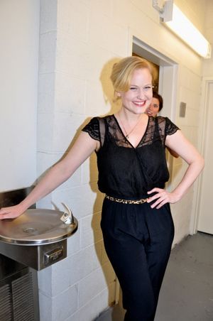 Justine Salata photobombs Heidi Armbruster @ BroadwayWorld Justine Salata photobombs Heidi Armbruster Photo