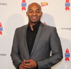 Brandon Victor Dixon @ BroadwayWorld Brandon Victor Dixon Photo