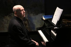 Alex Rybeck @ BroadwayWorld Alex Rybeck Photo