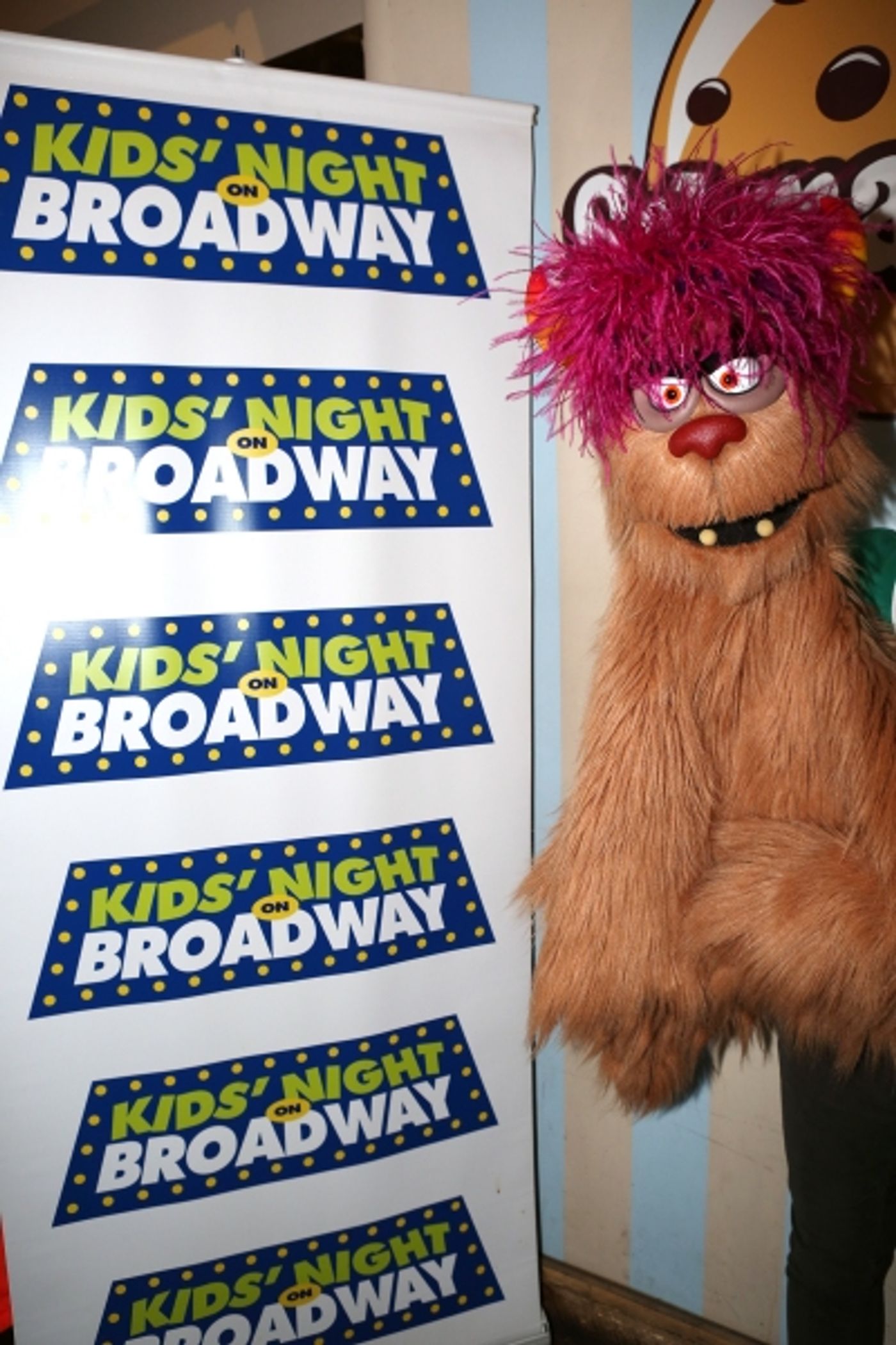 Photo Coverage: AVENUE Q's Trekkie Monster Serve Sweet Treats at Schmackary's  Image