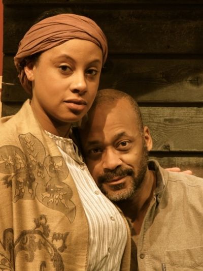 Elena Flory-Barnes as Sallie Biggs, Brace Evans as Jessie Biggs Photo