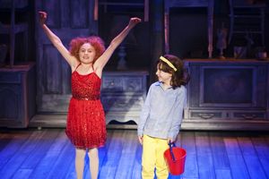 Presley Ryan and Brooklyn Shuck Photo