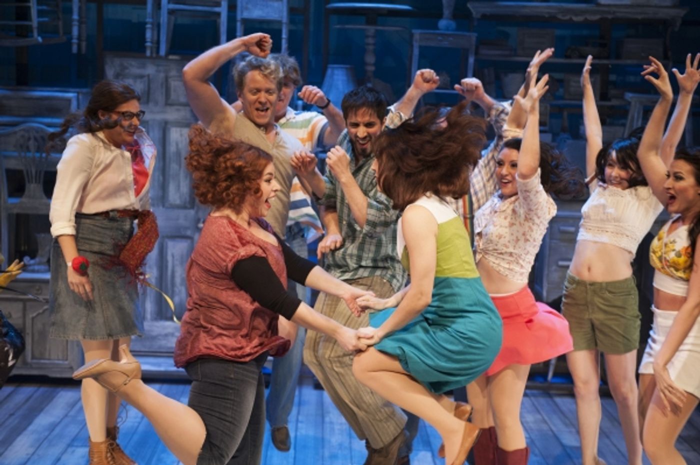 Photo Flash: First Look at Alysha Umphress, Mara Davi & More in Signature Theatre's BEACHES  Image