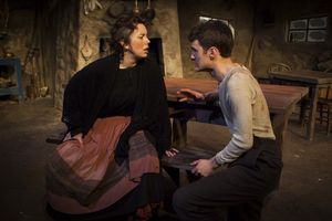 Sarah Hayes, Sam Hubbard @ BroadwayWorld Sarah Hayes, Sam Hubbard Photo