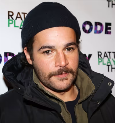 Christopher Abbott  Photo