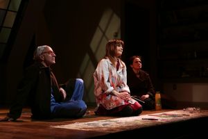 CURTAIN CALL ...Arliss Howard, Kathryn Erbe and Roxanna Hope @ BroadwayWorld CURTAIN CALL ...Arliss Howard, Kathryn Erbe and Roxanna Hope Photo