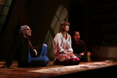 CURTAIN CALL ...Arliss Howard, Kathryn Erbe and Roxanna Hope  Photo