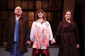 Arliss Howard, Kathryn Erbe and Roxanna Hope Photo