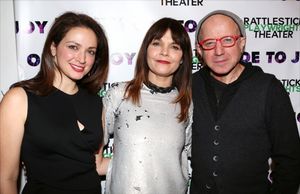 Roxanna Hope, Kathryn Erbe and Arliss Howard Photo