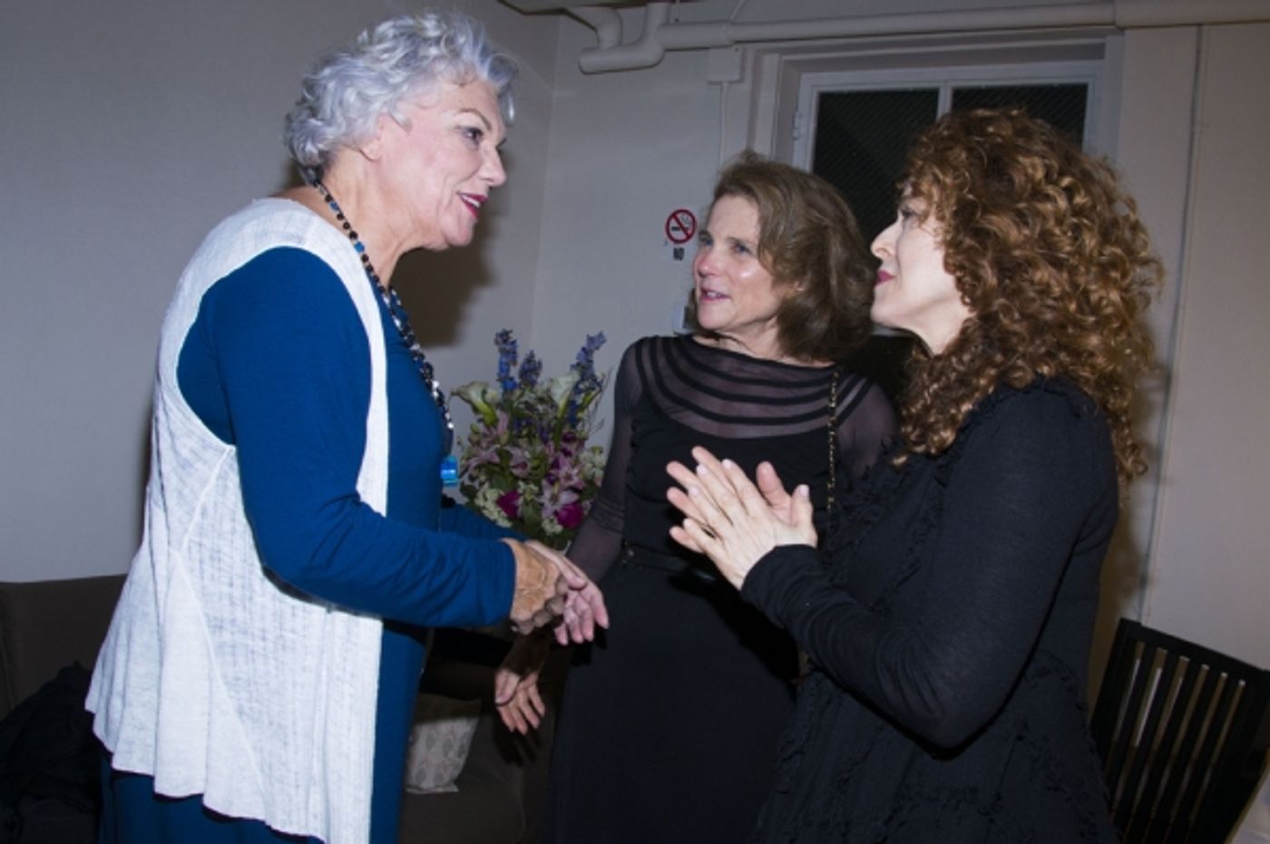 Photo Flash: Bernadette Peters & Tovah Feldshuh Visit Tyne Daly at MOTHERS AND SONS  Image