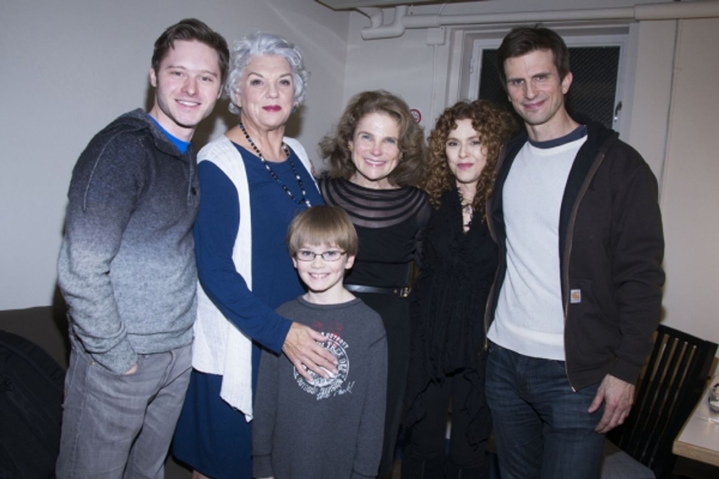 Photo Flash: Bernadette Peters & Tovah Feldshuh Visit Tyne Daly at MOTHERS AND SONS  Image