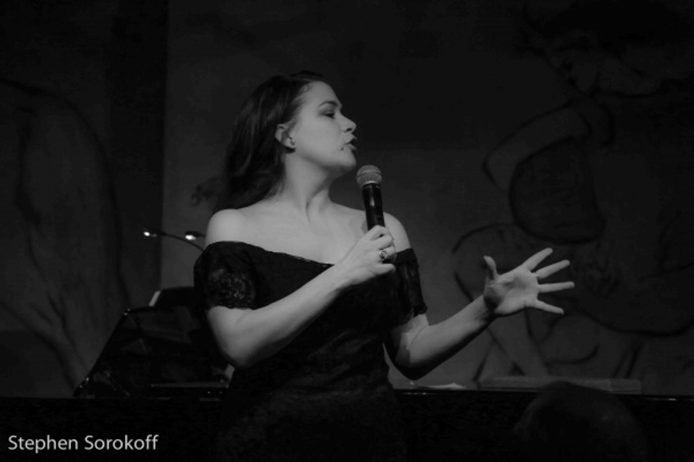 Photo Coverage: MAUDE MAGGART Plays CAFE CARLYLE Image