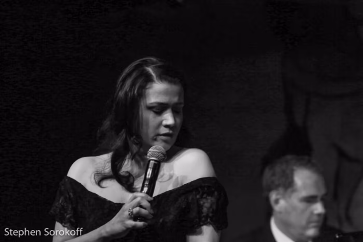 Photo Coverage: MAUDE MAGGART Plays CAFE CARLYLE Image
