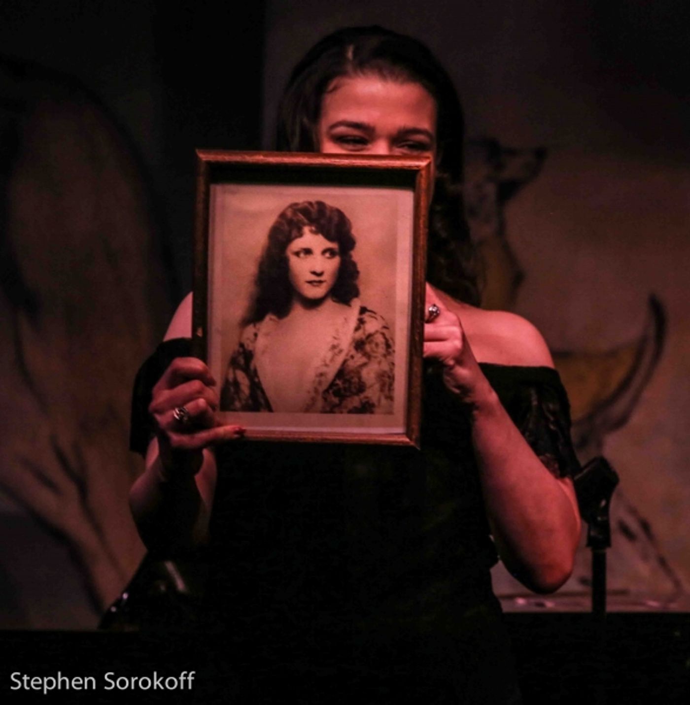 Photo Coverage: MAUDE MAGGART Plays CAFE CARLYLE Image