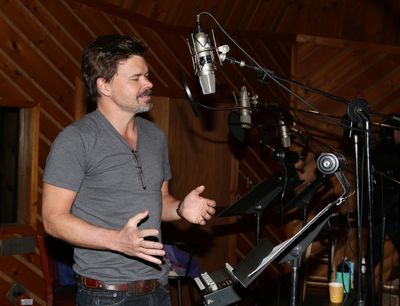 Hunter Foster  Photo