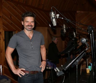 Hunter Foster  Photo