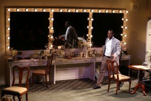 John Douglas Thompson @ BroadwayWorld John Douglas Thompson Photo