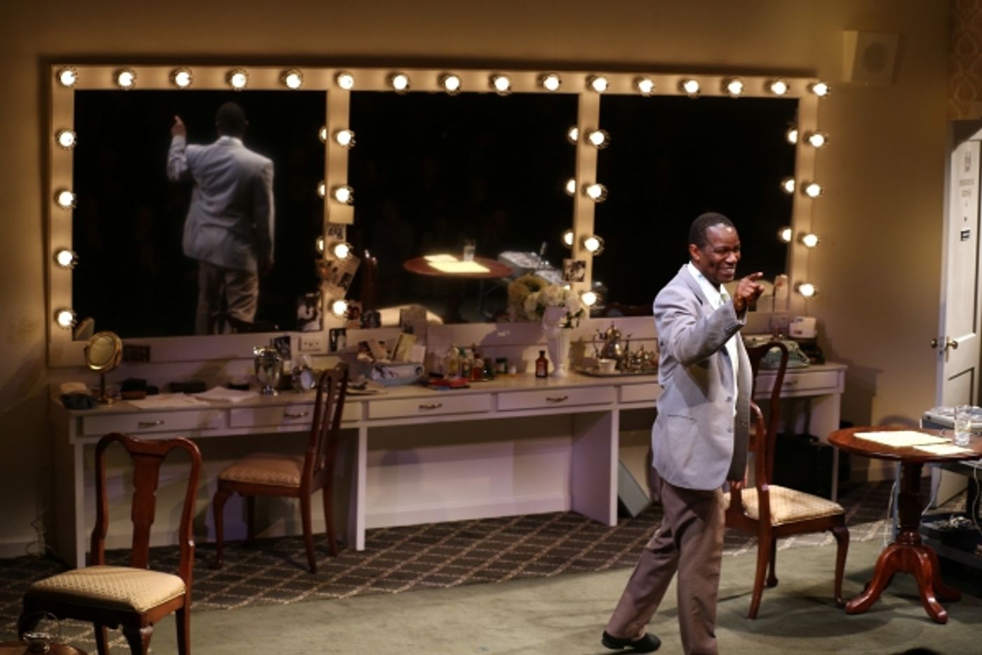 Photo Coverage: John Douglas Thompson- Led SATCHMO AT THE WALDORF Opens at Westside Theatre  Image