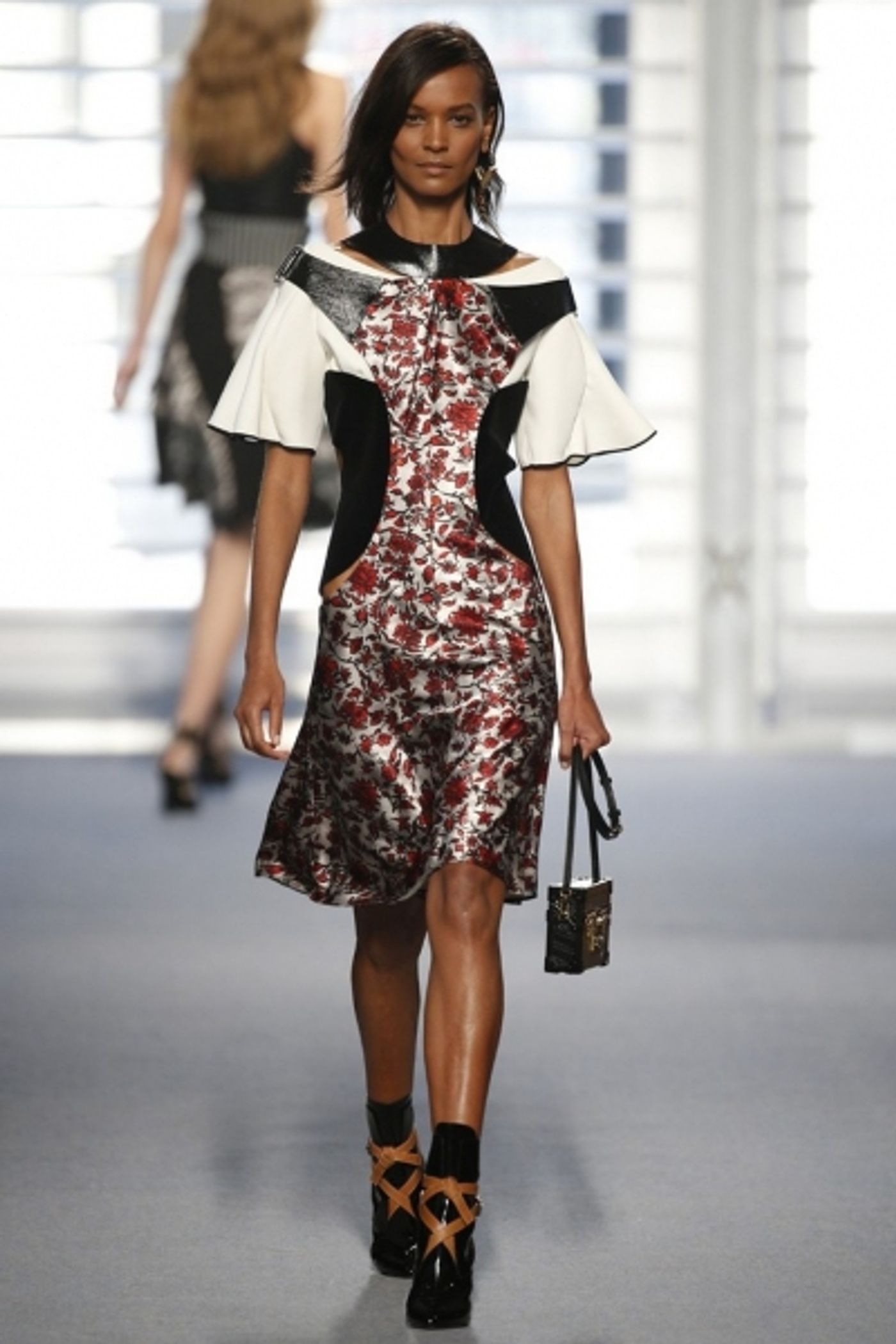 Photo Coverage: Nicolas Ghesquiere's First Louis Vuitton Collection Image