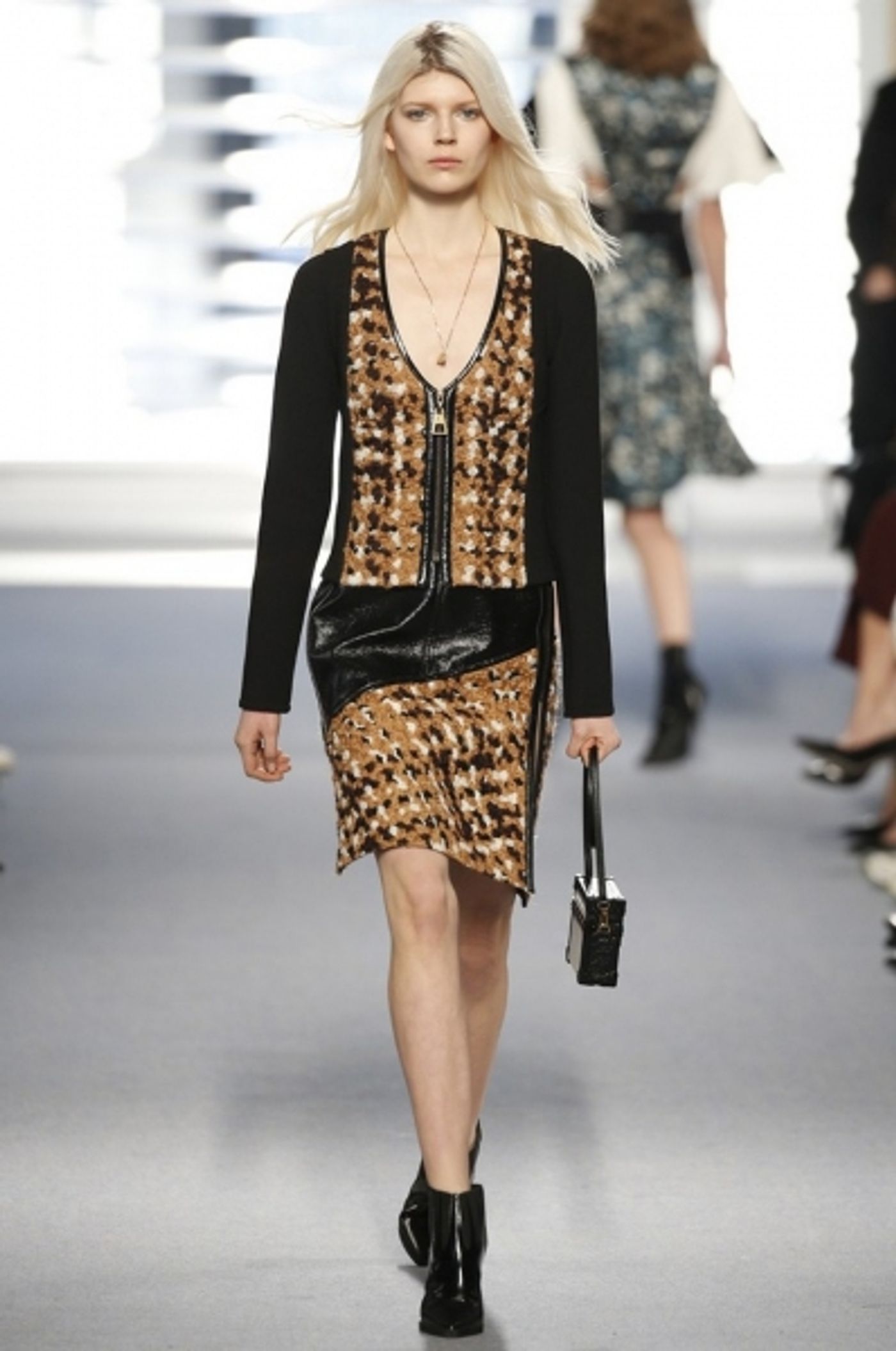 Photo Coverage: Nicolas Ghesquiere's First Louis Vuitton Collection Image