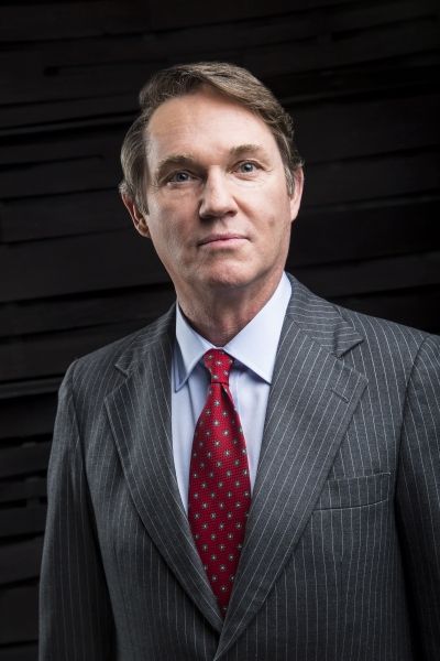 Richard Thomas as U.S. President Jimmy Carter Photo