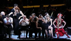 Emma Thompson and cast Photo