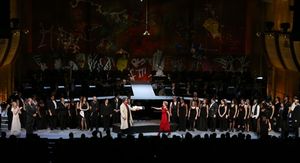 Byrn Terfel and Emma Thompson with cast  Photo
