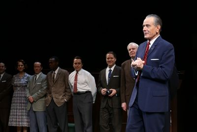Bryan Cranston and cast  Photo