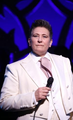 k.d. lang performs "Hallelujah" Photo
