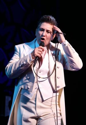 k.d. lang performs "Hallelujah" Photo