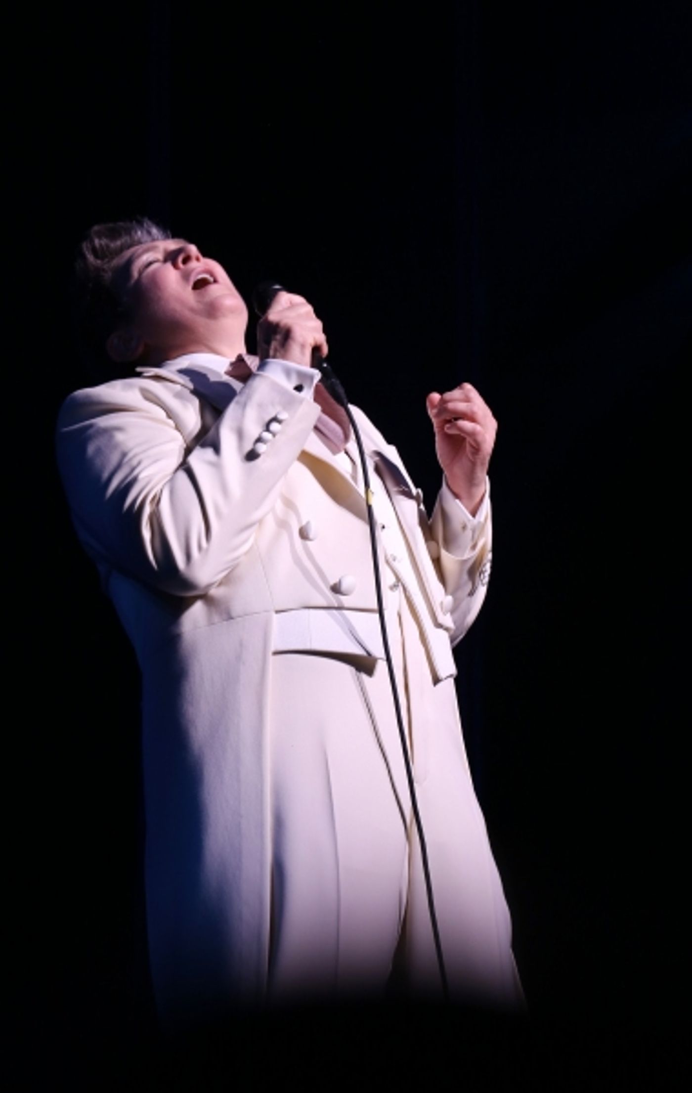 Photo Coverage: k.d. lang Performs 'Hallelujah' in AFTER MIDNIGHT  Image