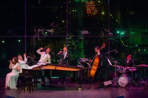 Cast of Jim Caruso''s CAST PARTY GOES TO THE MOVIES Photo