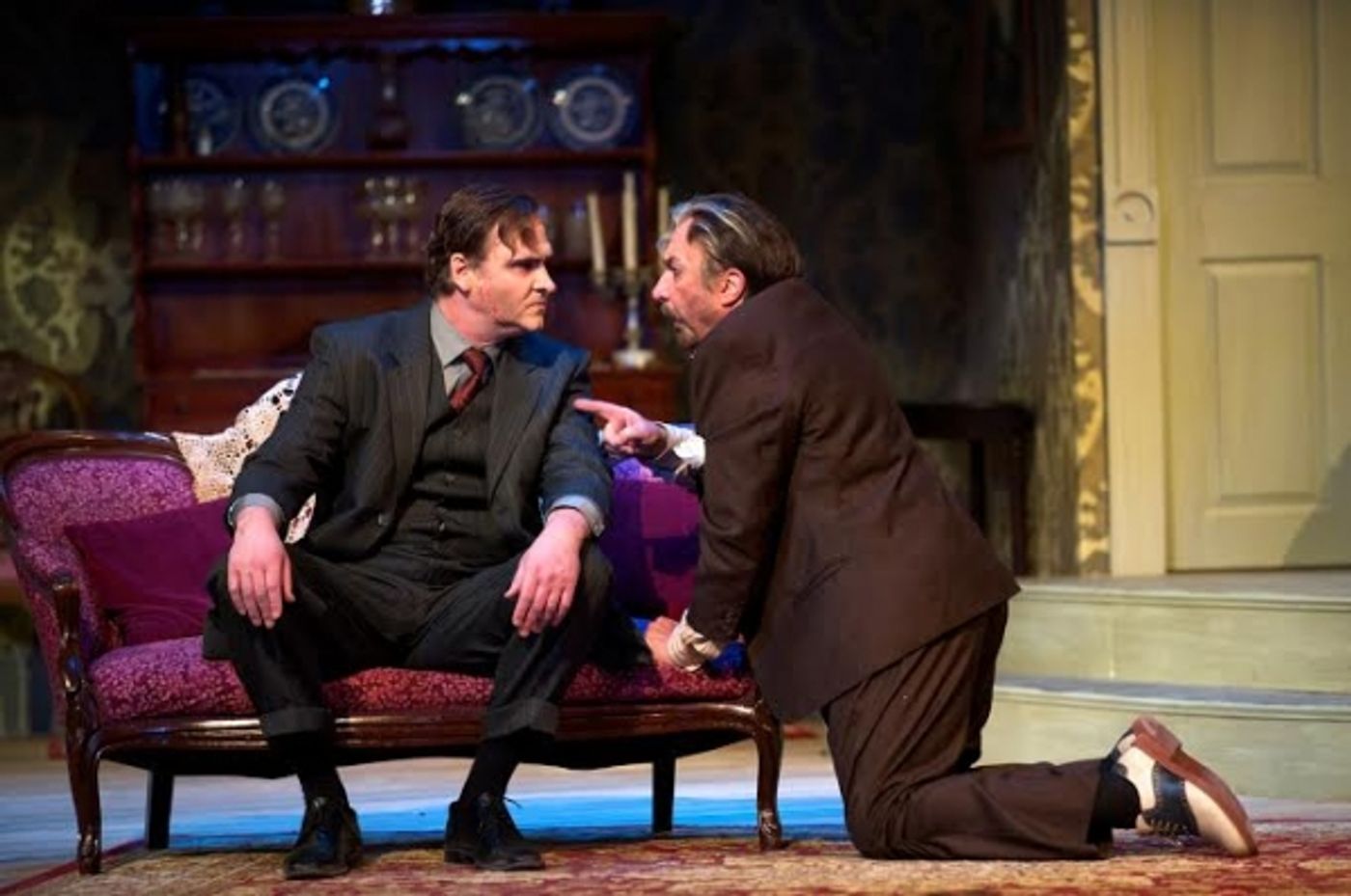 Photo Flash: First Look at Walnut Street Theatre's ARSENIC AND OLD LACE  Image