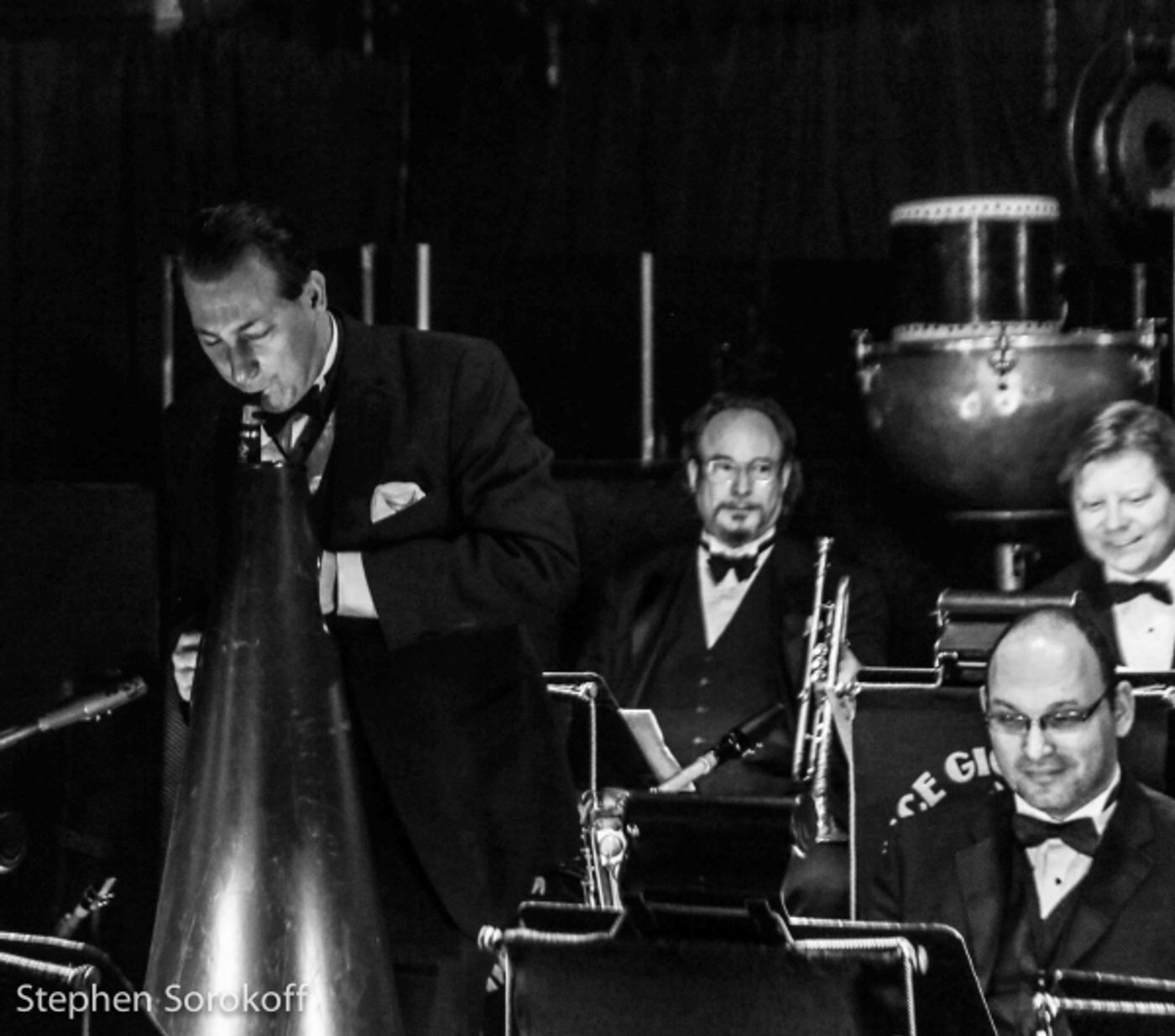 Photo Coverage: Vince Giordano & the Nighthawks Play the Iguana Photo Coverage: Vince Giordano & the Nighthawks Play the Iguana Image