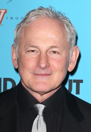 Victor Garber Photo