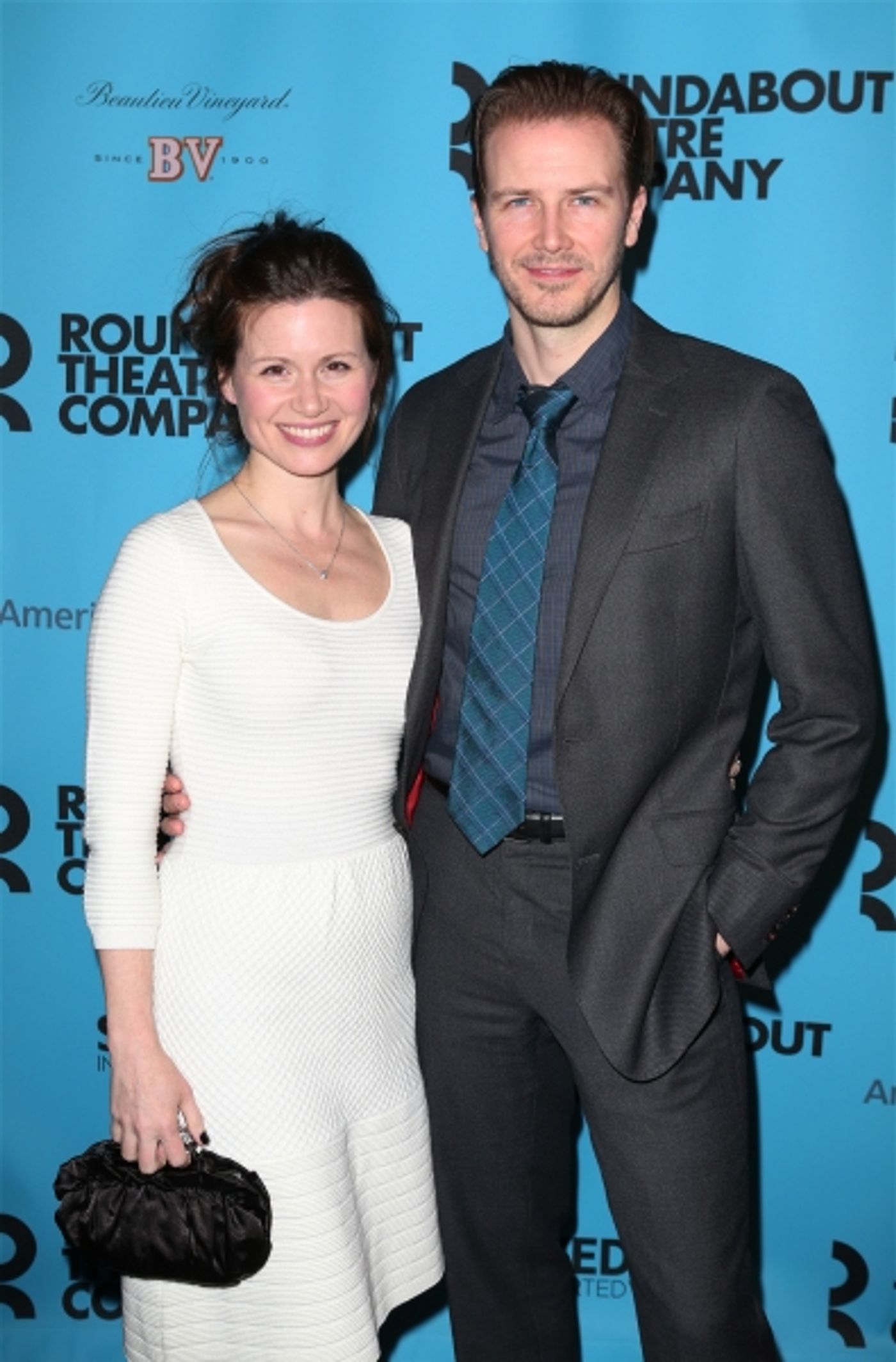 Photo Coverage: On the Red Carpet with Helen Mirren, Jeremy Irons & More at the Roundabout Spring Gala  Image