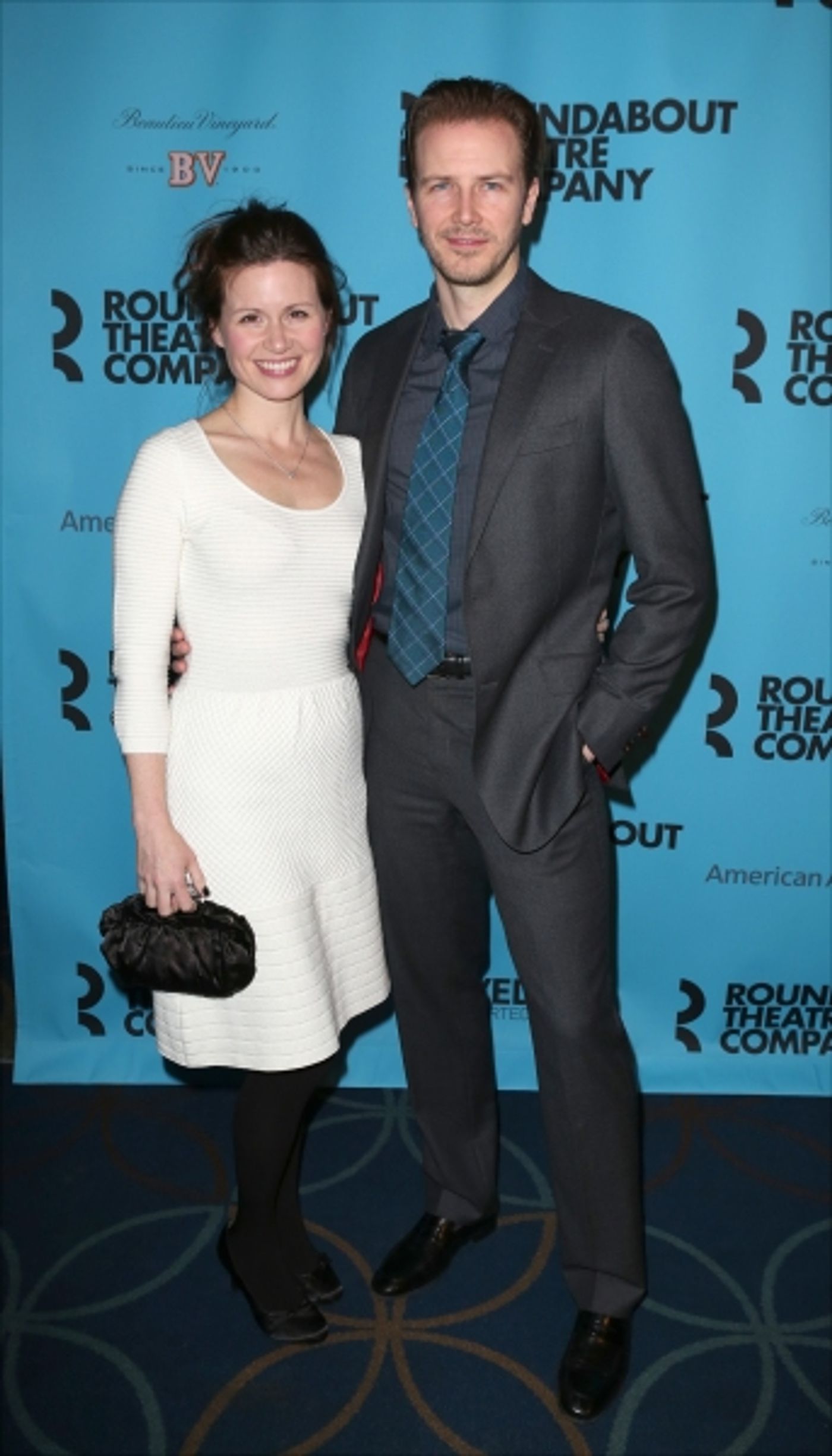 Photo Coverage: On the Red Carpet with Helen Mirren, Jeremy Irons & More at the Roundabout Spring Gala  Image