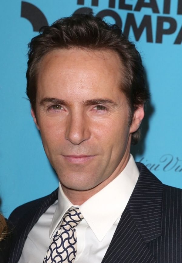 Alessandro Nivola Photo
