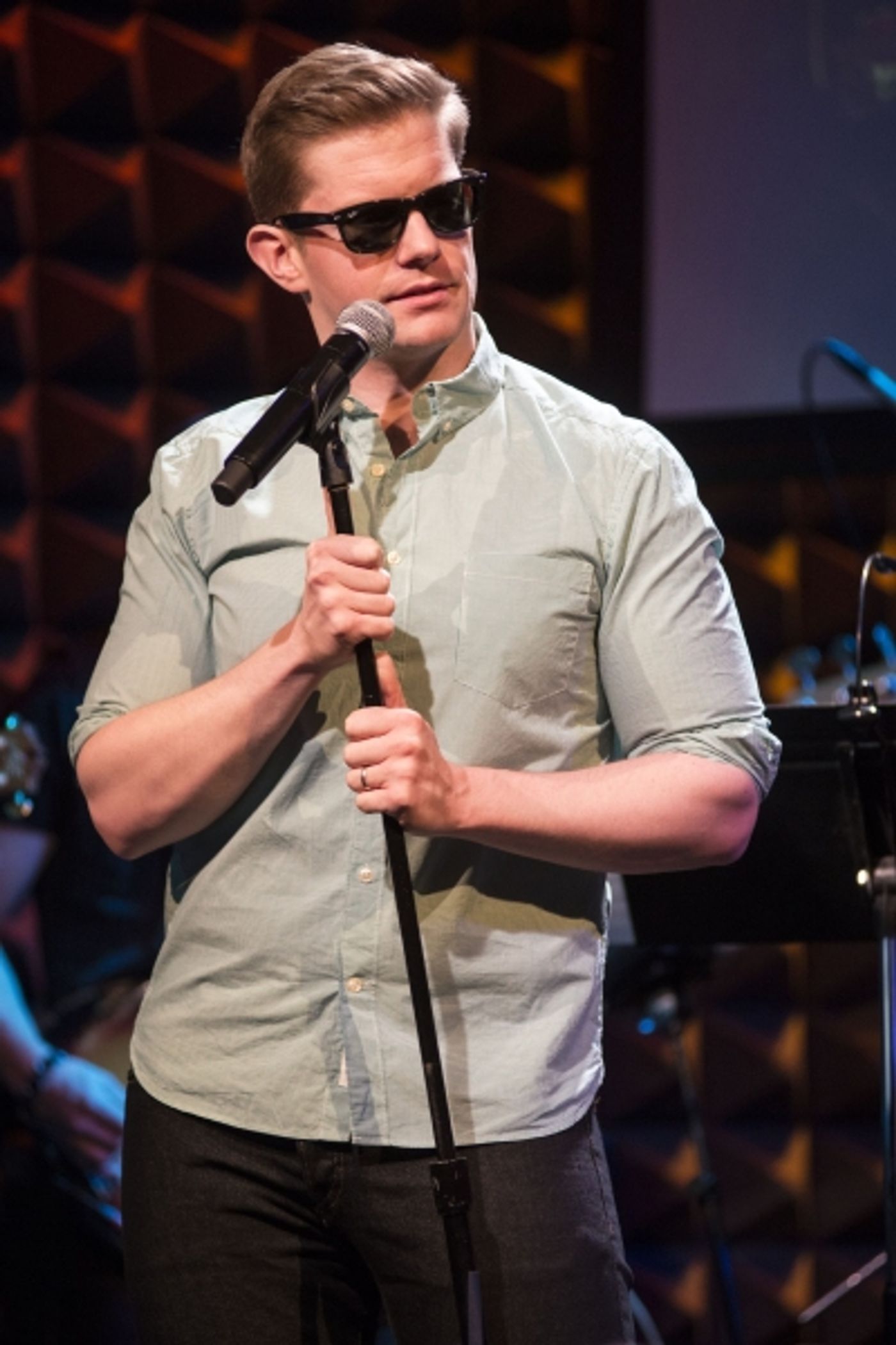 Photo Flash: Rory O'Malley Brings Autobiographical Show PUB CRAWL to Joe's Pub!  Image