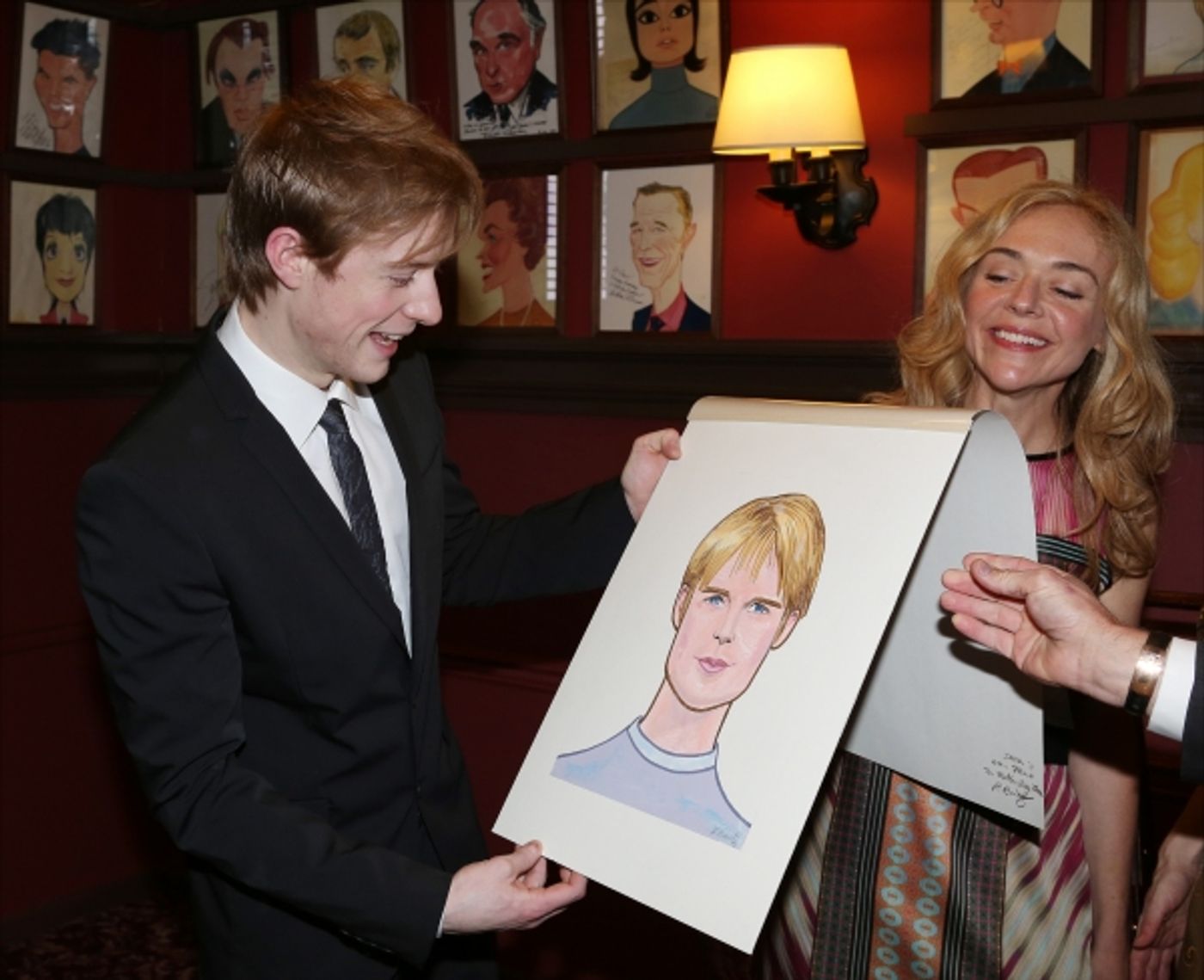 Photo Coverage: Sardi's Celebrates PIPPIN! Thomas, d'Amboise, Miller and Jones Get Caricatures  Image