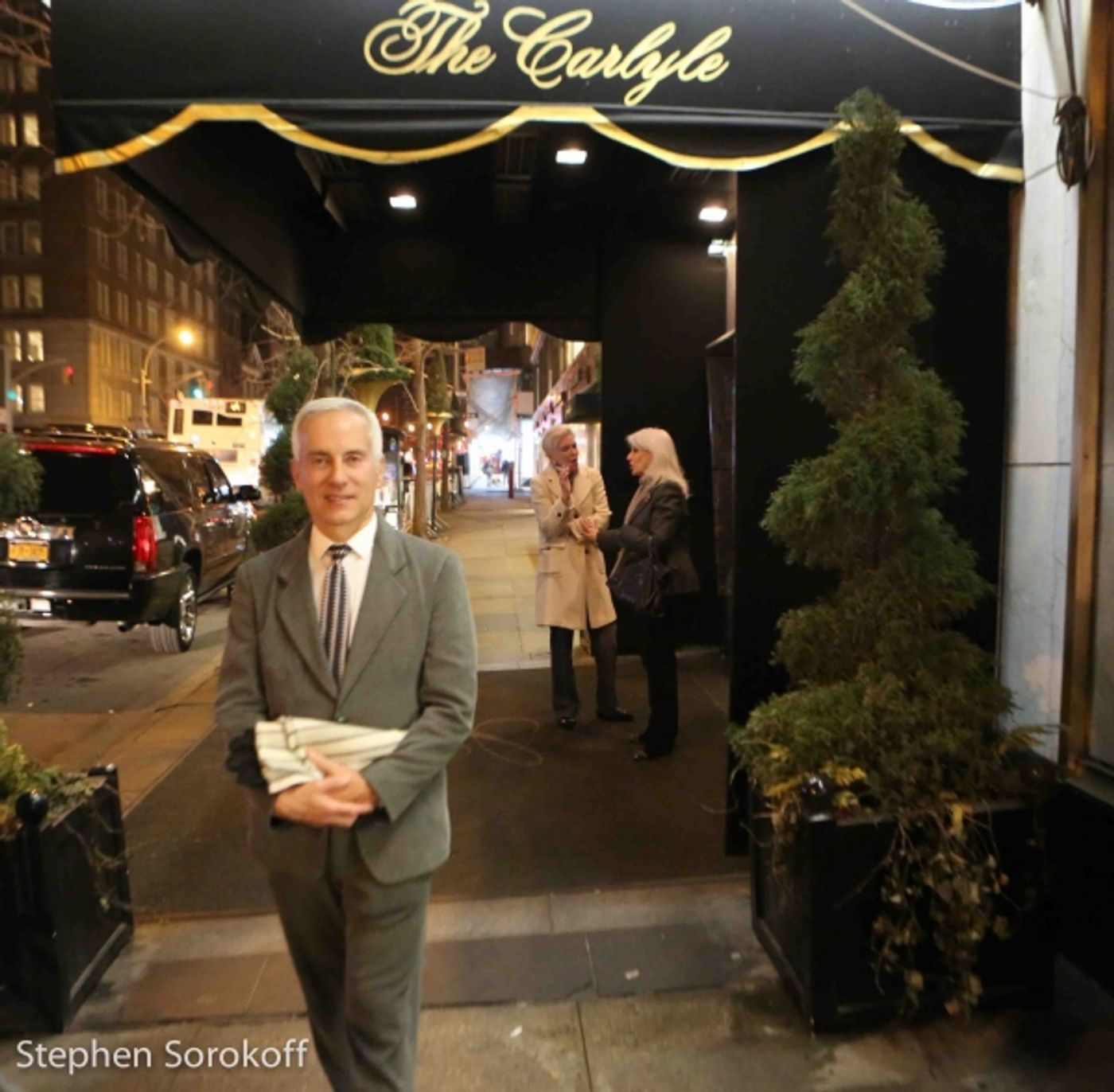Photo Coverage: Patrick Cassidy Visits Shirley Jones at Cafe Carlyle  Image