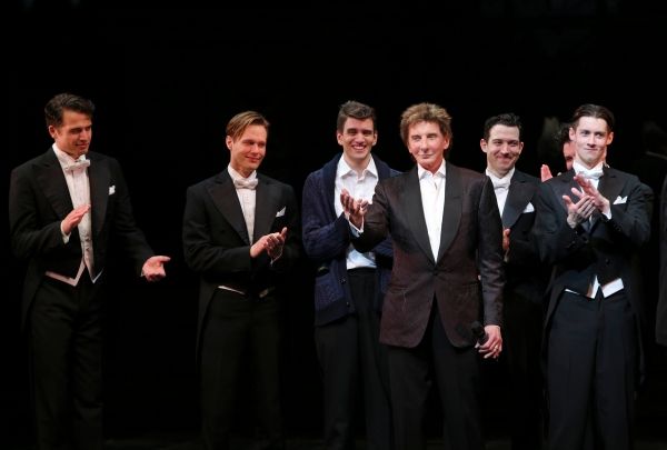 Douglas Williams, Will Taylor, Shayne Kennon, Barry Manilow, Matt Bailey, Will Blum,  Photo