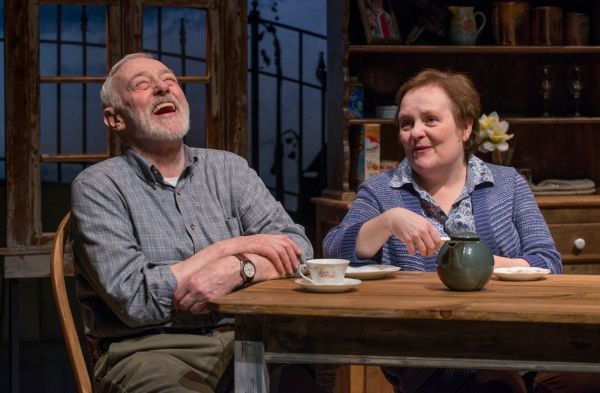 John Mahoney, Penny Slusher Photo