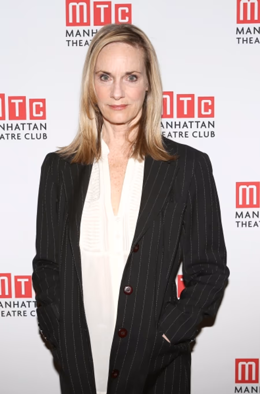 Photo Coverage: Meet the Company of MTC's CASA VALENTINA Image