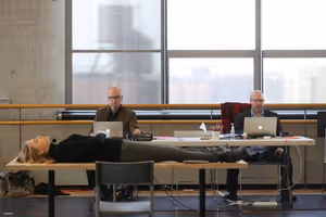 Chloe Grace Moretz, Steven Soderbergh, and Scott Z. Burns Photo