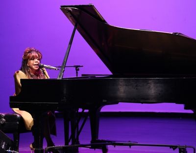 Valerie Simpson Photo