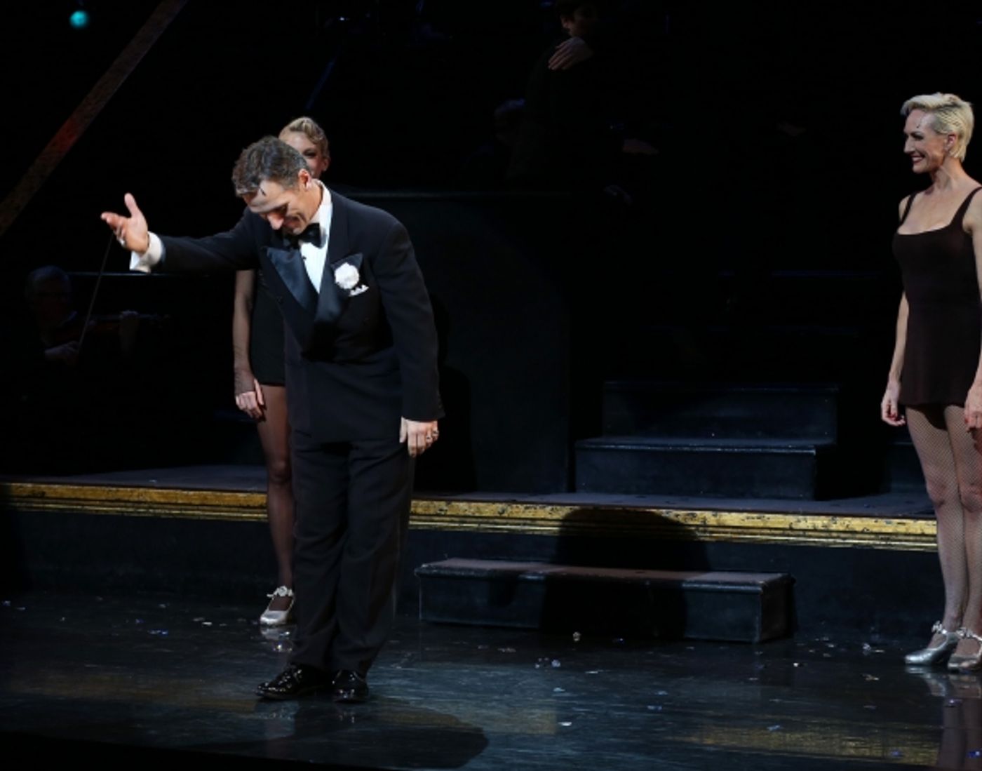 Photo Coverage: Elvis Stojko Makes Broadway Debut in CHICAGO Photo Coverage: Elvis Stojko Makes Broadway Debut in CHICAGO Image