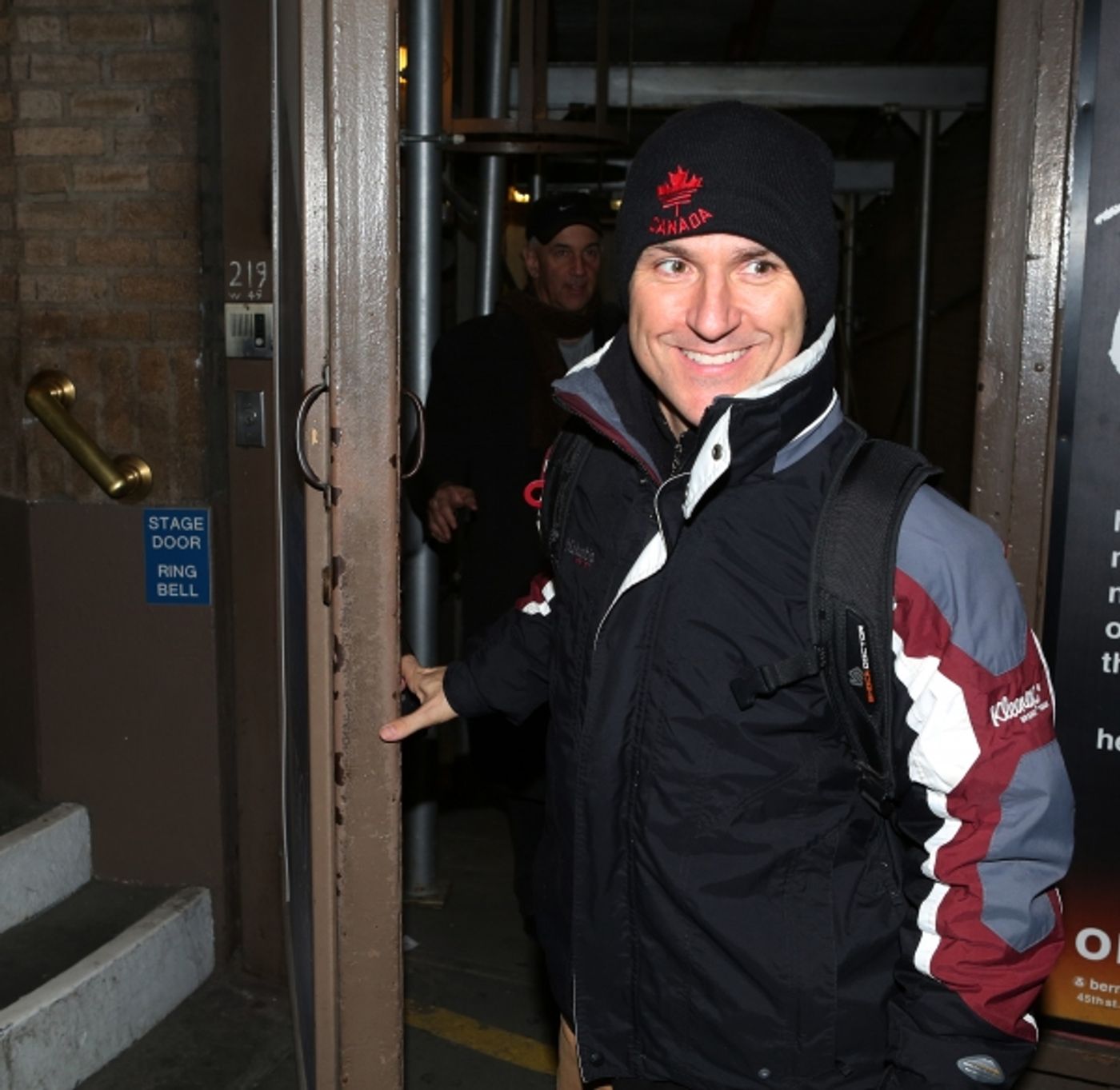 Photo Coverage: CHICAGO's New Billy Flynn, Elvis Stojko, Greets Fans at Stage Door  Image